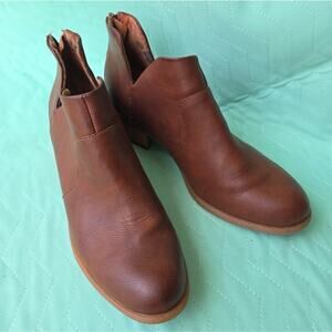 b.o.c. Lucy Boot women 10 10m brown tan ankle boots vegan western Bootie slip on